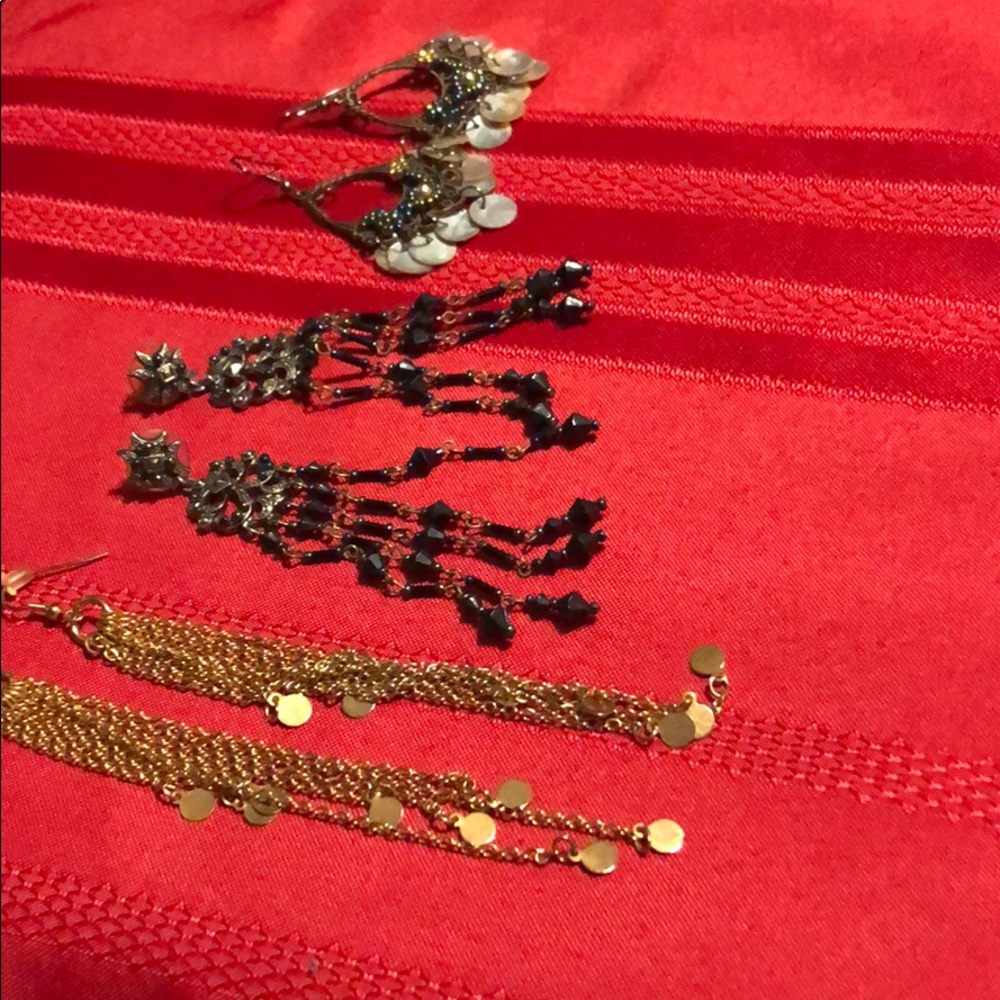 3 pairs of Fashion earrings